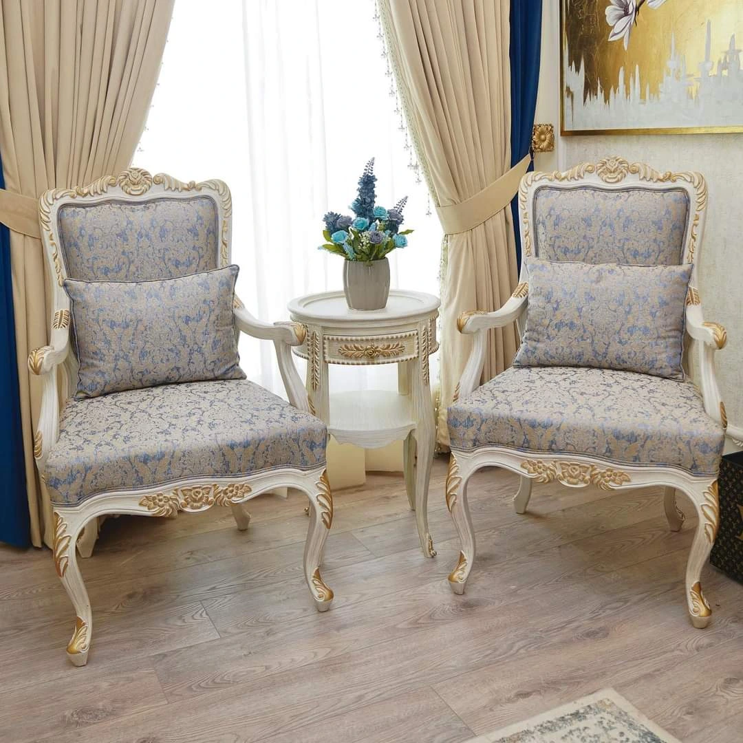 Zarqoon Classic Chairs