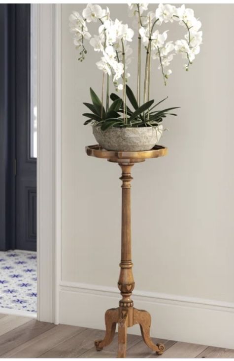 Classic Round Top Solid Wood Plant Stand