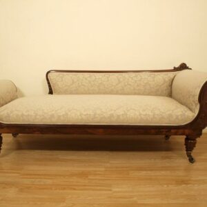 Classic Wooden Chaise Lounge