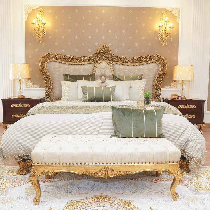 Royal Carved King Size Bedroom Set (Brown & Gold)